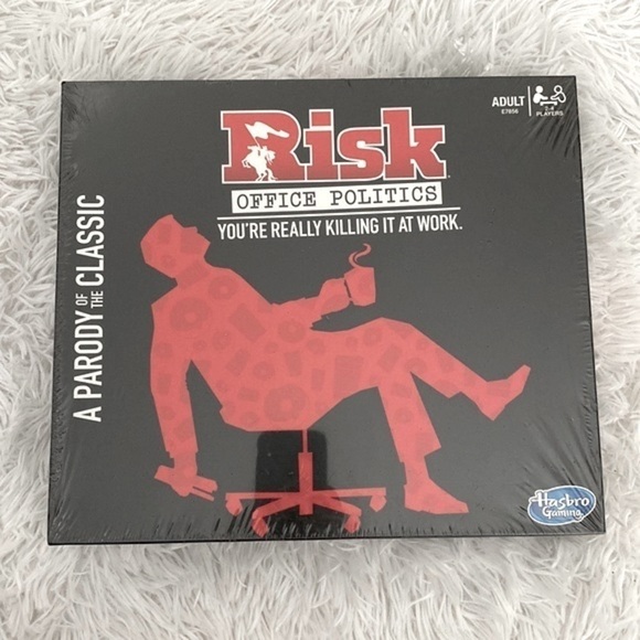Risk - office politics board game - Picture 1 of 7